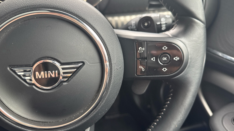 MINI Hatchback 2.0 Cooper S Exclusive 5dr Petrol Hatchback